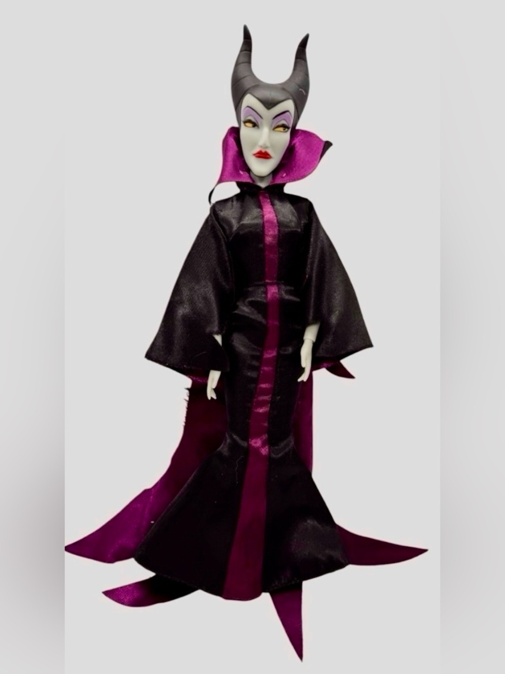 DISNEY - SLEEPING BEAUTY’S MALEFICANT BARBIE
